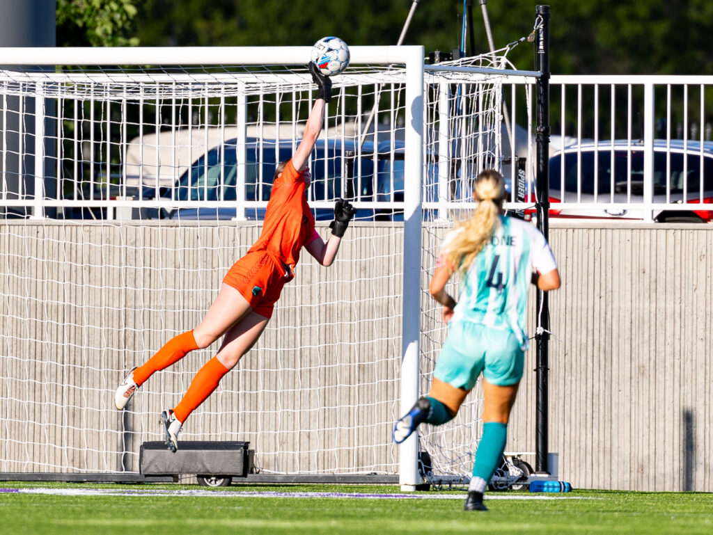 Minnesota Aurora FC’s 3-2 Victory over River Light FC Elevates Team to ...